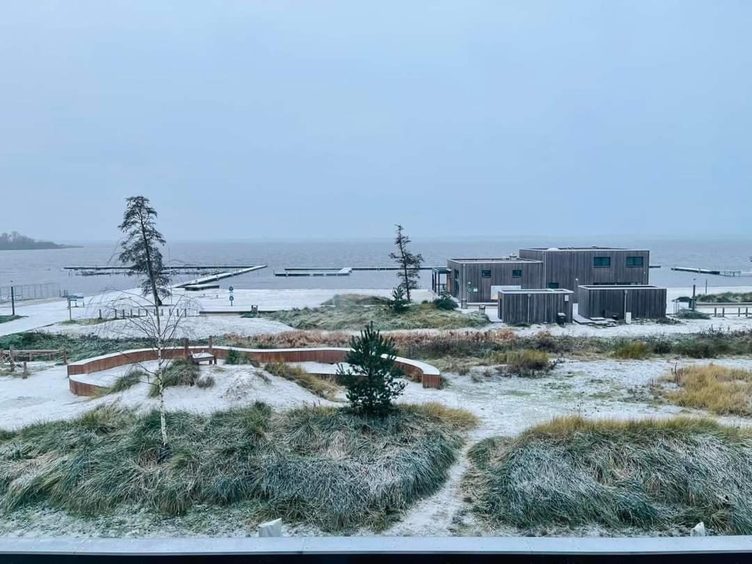 Seeliebe, 300 Meter Zum Wasser, Mit Terrasse Und Garten Lembruch Exteriör bild
